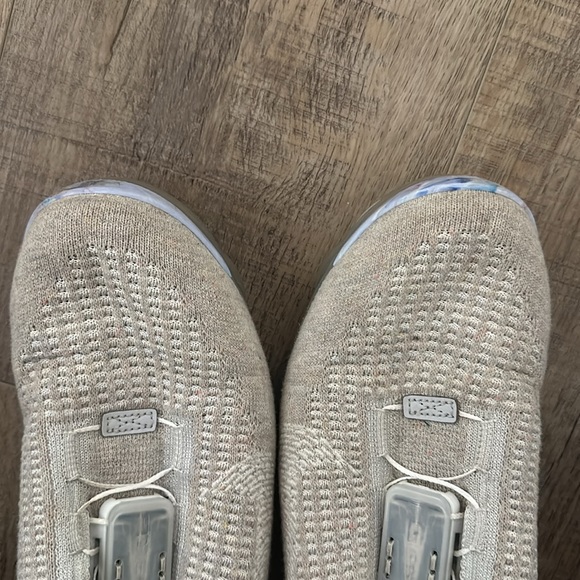 Nike Vapormax sneakers size 7.5 Women’s - Picture 11 of 13